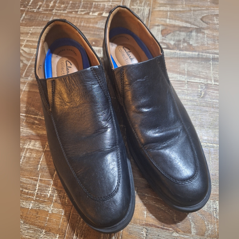 Clark's Collection Men’s Size 9.5  Shoes‎ Black Leather Extreme Comfort SlipOn